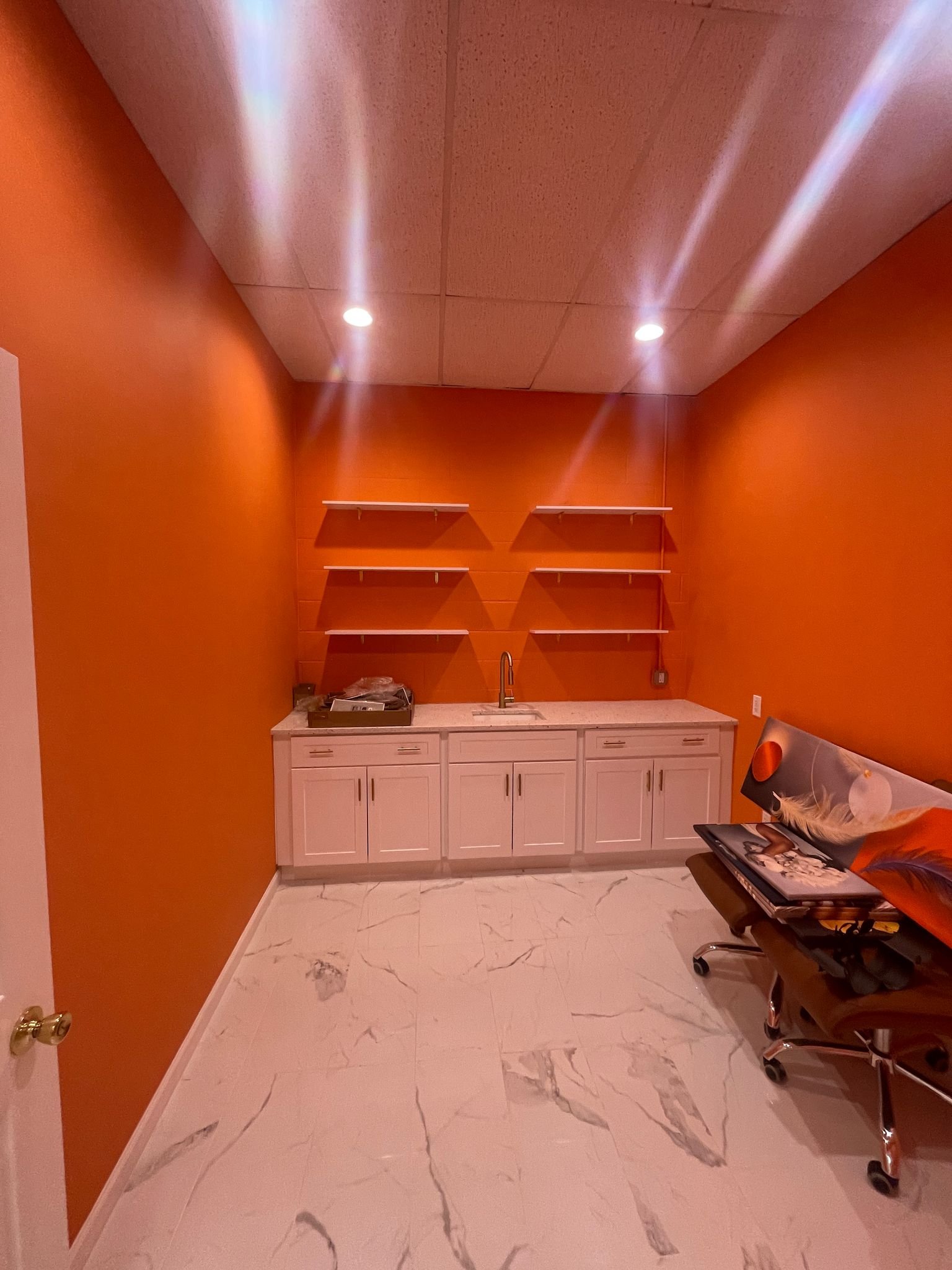 Salon4 - Copy